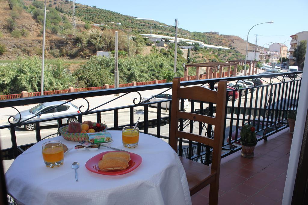 Pension Algarrobena Альгарробо Экстерьер фото