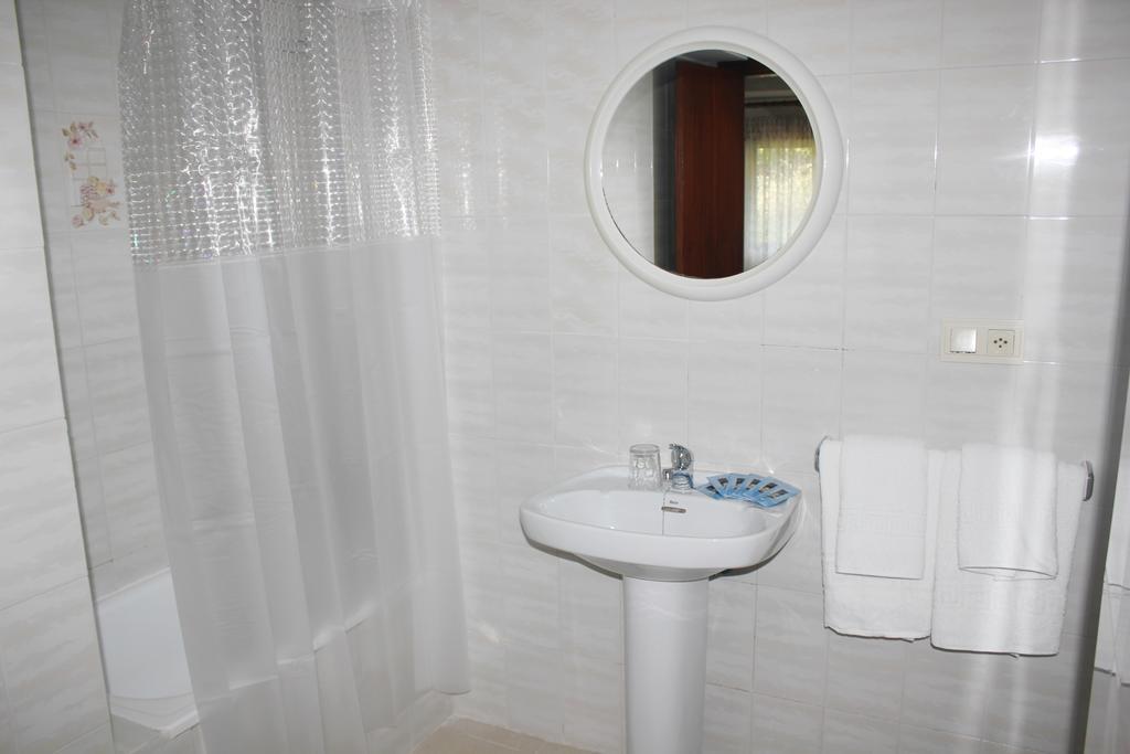 Pension Algarrobena Альгарробо Экстерьер фото